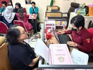 Skandal Pengadaan Chromebook Nasional, Kejari Malang Dalami Kasus dengan Memeriksa Kadiknas dan Sejumlah Kepala Sekolah.