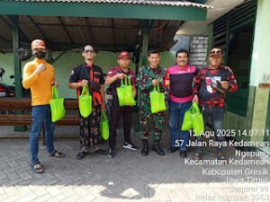 Wujudkan Semangat Gotong Royong, Pemuda Pancasila Gresik Gelar Bakti Sosial dan Santunan Sambut HUT RI ke-80.
